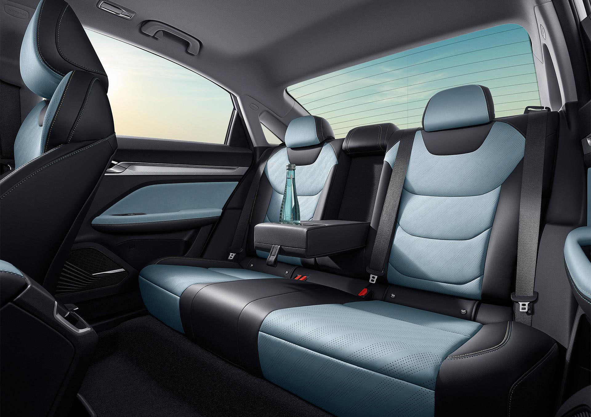 2022 Geely Emgrand L | DailyRevs.com